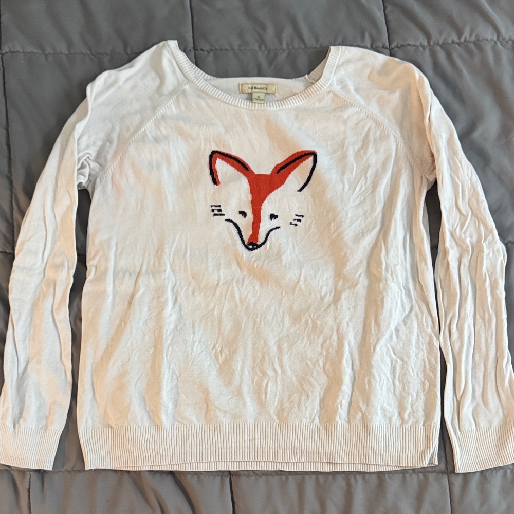 G.H. Bass & Co. White Sweater with Fox Design
